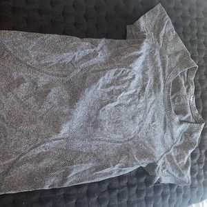 Lululemon swiftly tech shirt